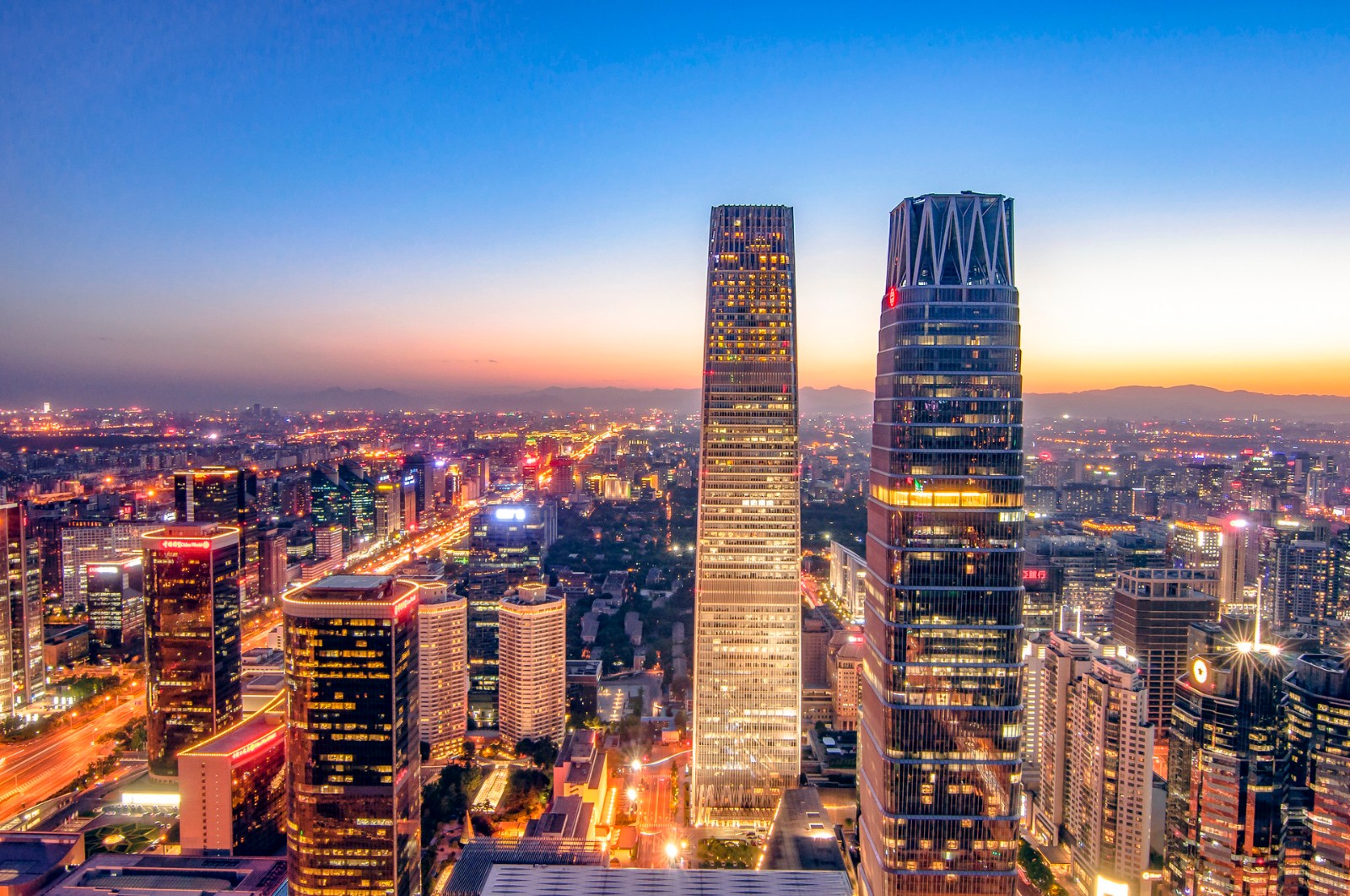 摄图网_500439886_banner_北京夜景（企业商用）.jpg